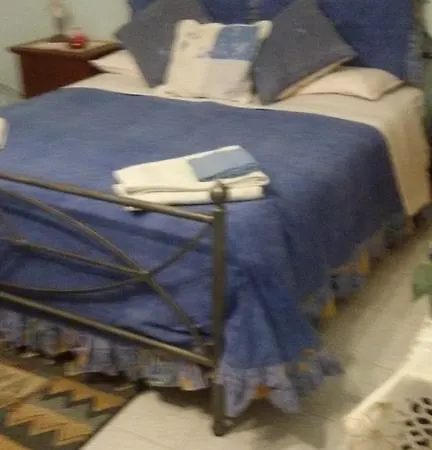 فندق مبيت وإفطار Il Roseto فِتيربو